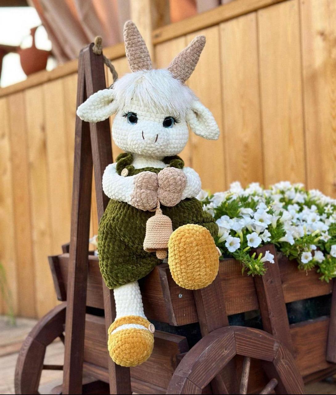 CraftElle™ LUCY Le Chèvre PDF