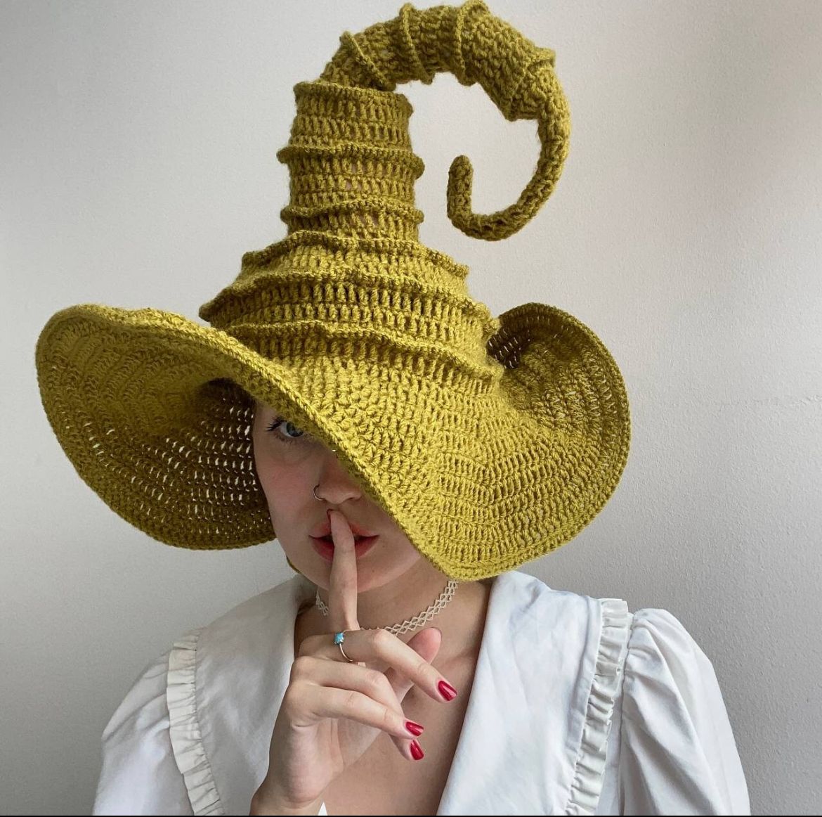 Modèle de chapeau de sorcière au crochet pour Halloween (PDF) 🇩🇪